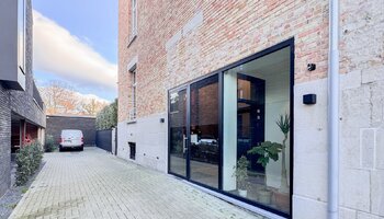 Authentiek gerenoveerd appartement – 2de verdieping – Residentie Della Faille