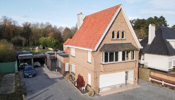 Te renoveren open bebouwing op groot perceel 2.787 m²