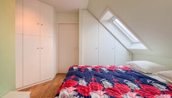 Ruim duplex-appartement met 2SLK gelegen in het hart van Heist-aan-Zee