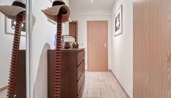 Ruim en breed 2SLK-appartement met zijdelings zeezicht vlakbij het Rubensplein