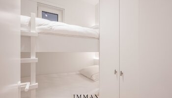 Prachtig vernieuwd 3SLK-appartement gelegen nabij de Zeedijk, het Van Bunnenplein en de Lippenslaan