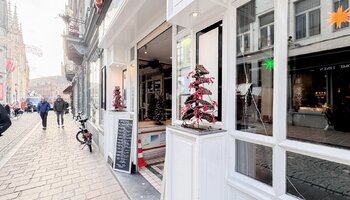 Commerciële opbrengsteigendom met horeca & gastenkamers op topligging 