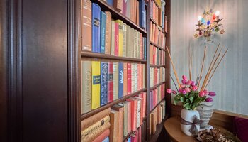 Commerciële opbrengsteigendom met horeca & gastenkamers op topligging 