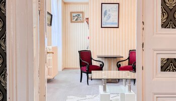 Commerciële opbrengsteigendom met horeca & gastenkamers op topligging 