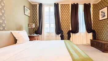 Commerciële opbrengsteigendom met horeca & gastenkamers op topligging 