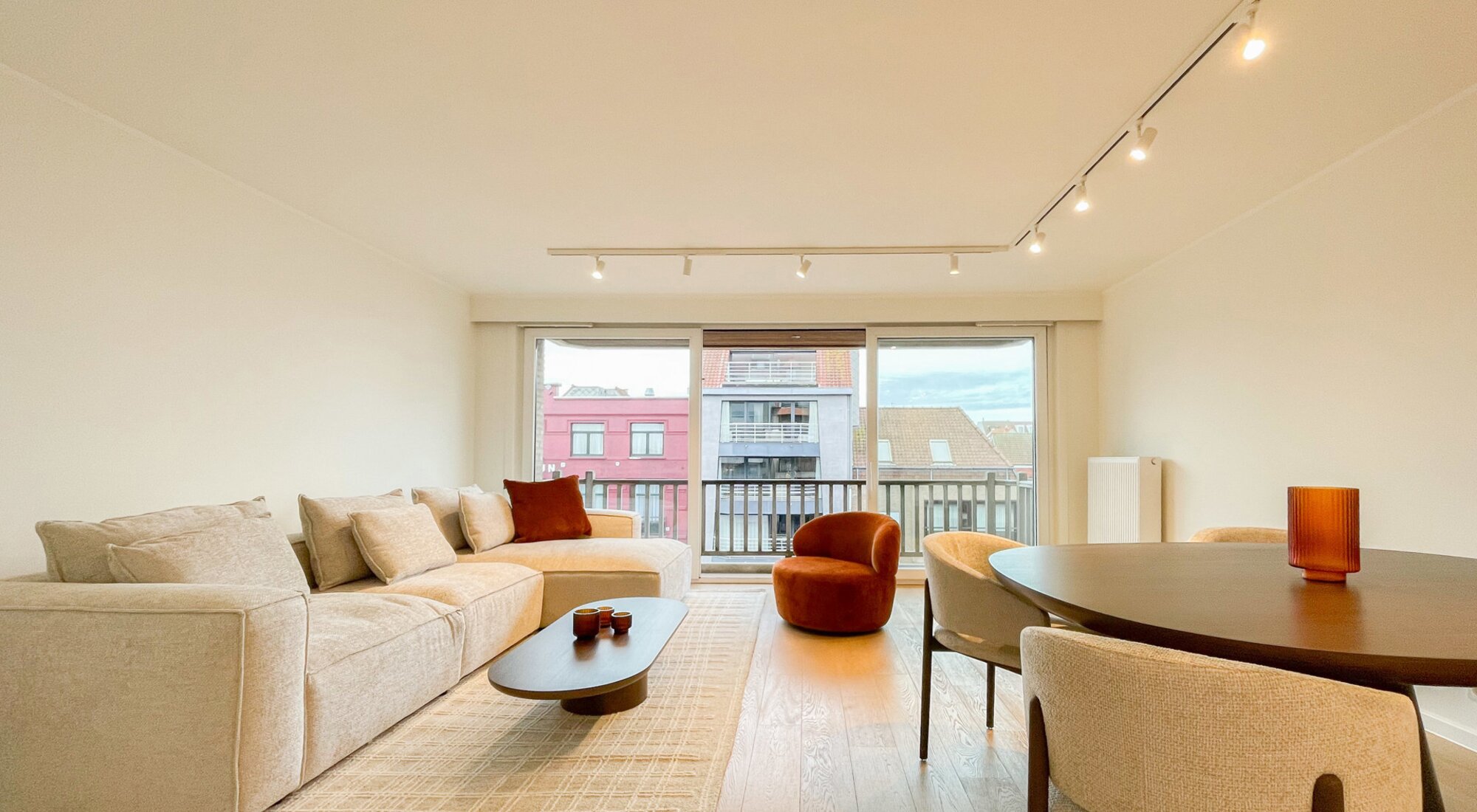 Spacieux appartement 2 chambres avec terrasse orientée ouest sur la Lippenslaan