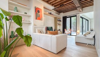 Maison de ville entièrement rénovée avec cour ensoleillée