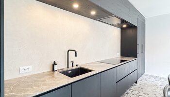 Maison de ville entièrement rénovée avec cour ensoleillée