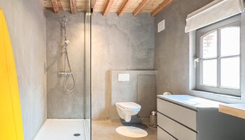 Maison de ville entièrement rénovée avec cour ensoleillée