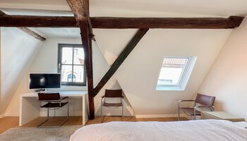 Maison de ville entièrement rénovée avec cour ensoleillée