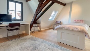 Maison de ville entièrement rénovée avec cour ensoleillée