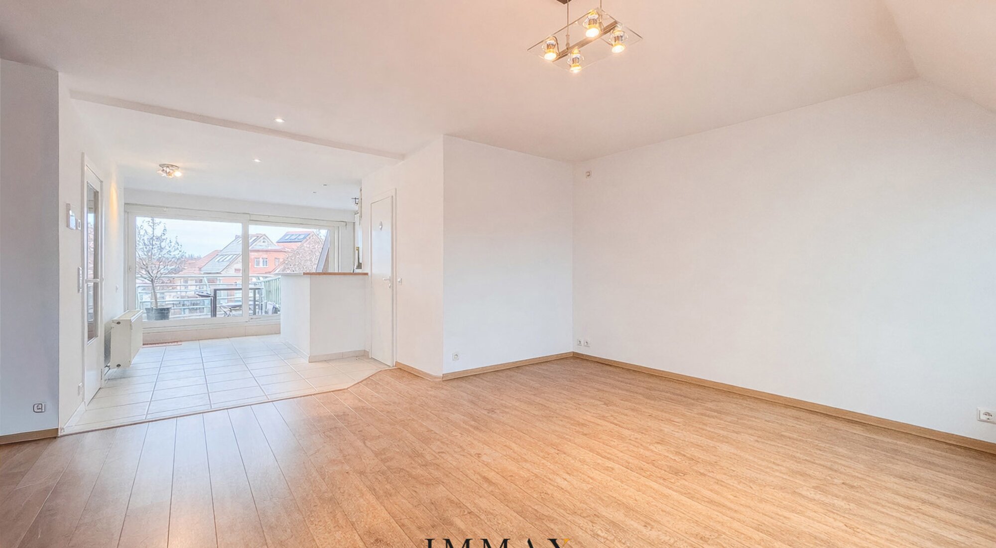 Ruim duplex-appartement met 2SLK gelegen in het hart van Heist-aan-Zee