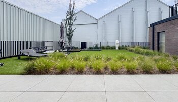 Recent (2022) instapklaar appartement met zuidgerichte tuin