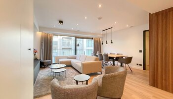 Magnifique appartement 3 chambres rénové près de la place Rubens et à 50 m de la mer 