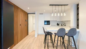 Magnifique appartement 3 chambres rénové près de la place Rubens et à 50 m de la mer 