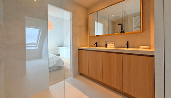 Prachtig triplex appartement met terras gelegen op de Lippenslaan