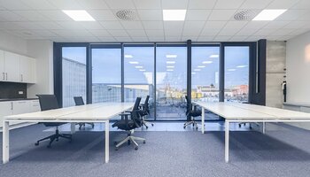 Bureau spacieux, facilement accessible et avec parking