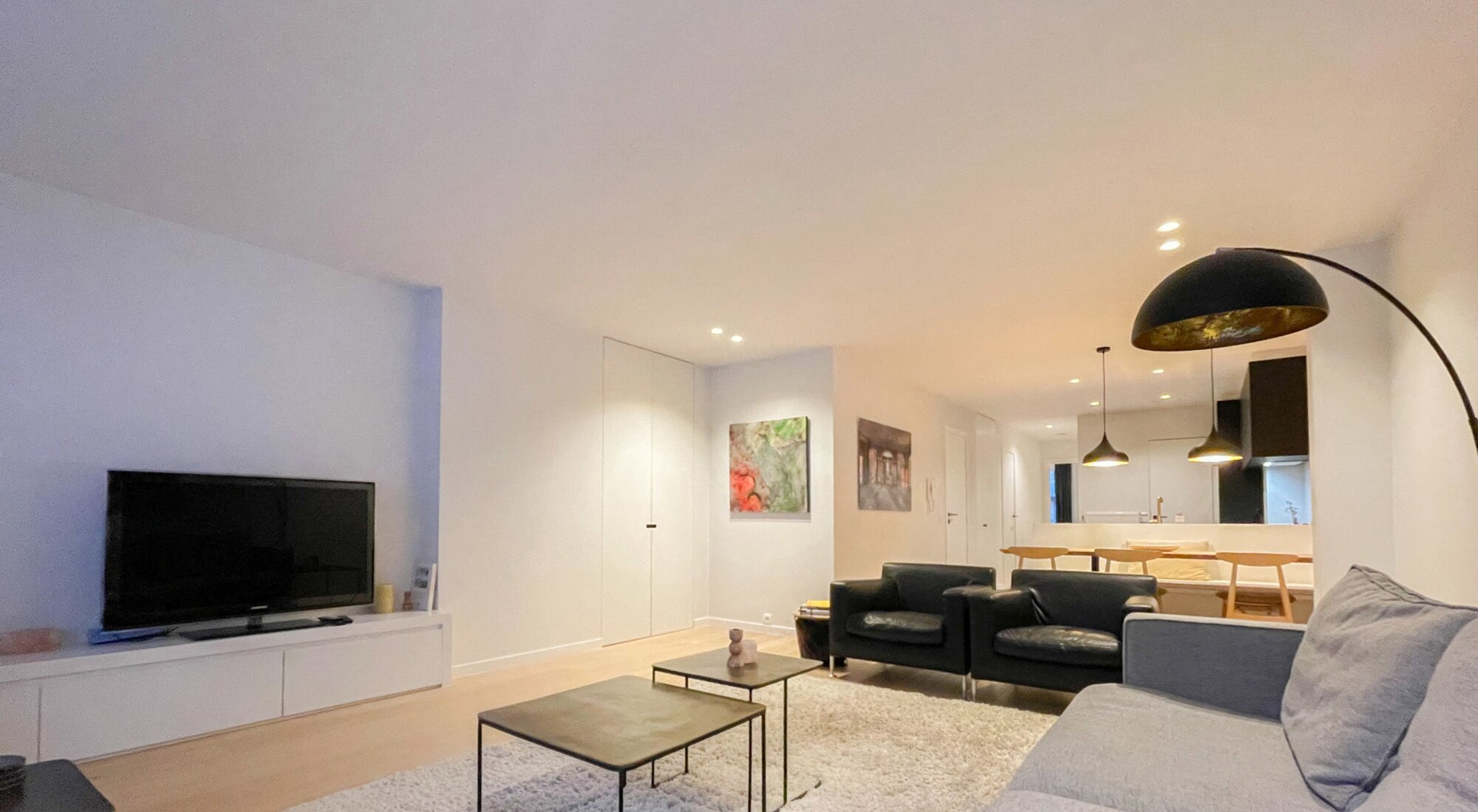 Mooi gerenoveerd 2SLK-appartement in de Lippenslaan