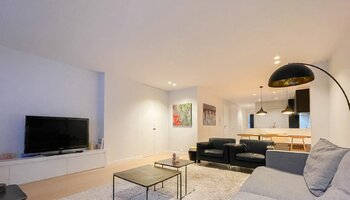 Mooi gerenoveerd 2SLK-appartement in de Lippenslaan