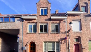 Maison individuelle prête à emménager avec garage attenant