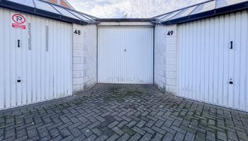 Maison individuelle prête à emménager avec garage attenant