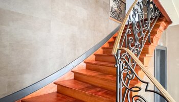 Charmante B&B-villa met 8 gastenkamers en parking vlakbij het strand