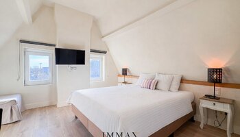 Charmante B&B-villa met 8 gastenkamers en parking vlakbij het strand