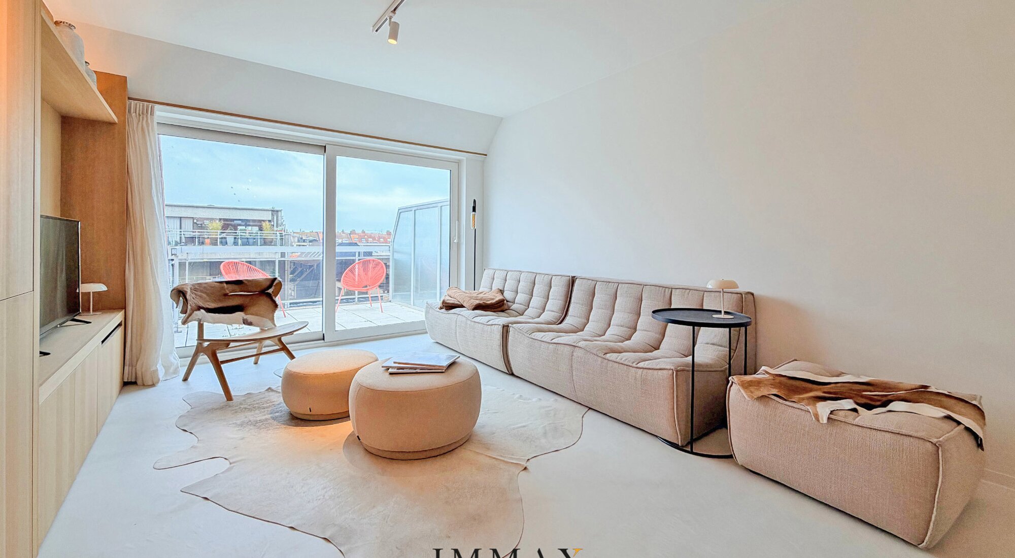 Prachtig Penthouse appartement met terras gelegen op de Lippenslaan