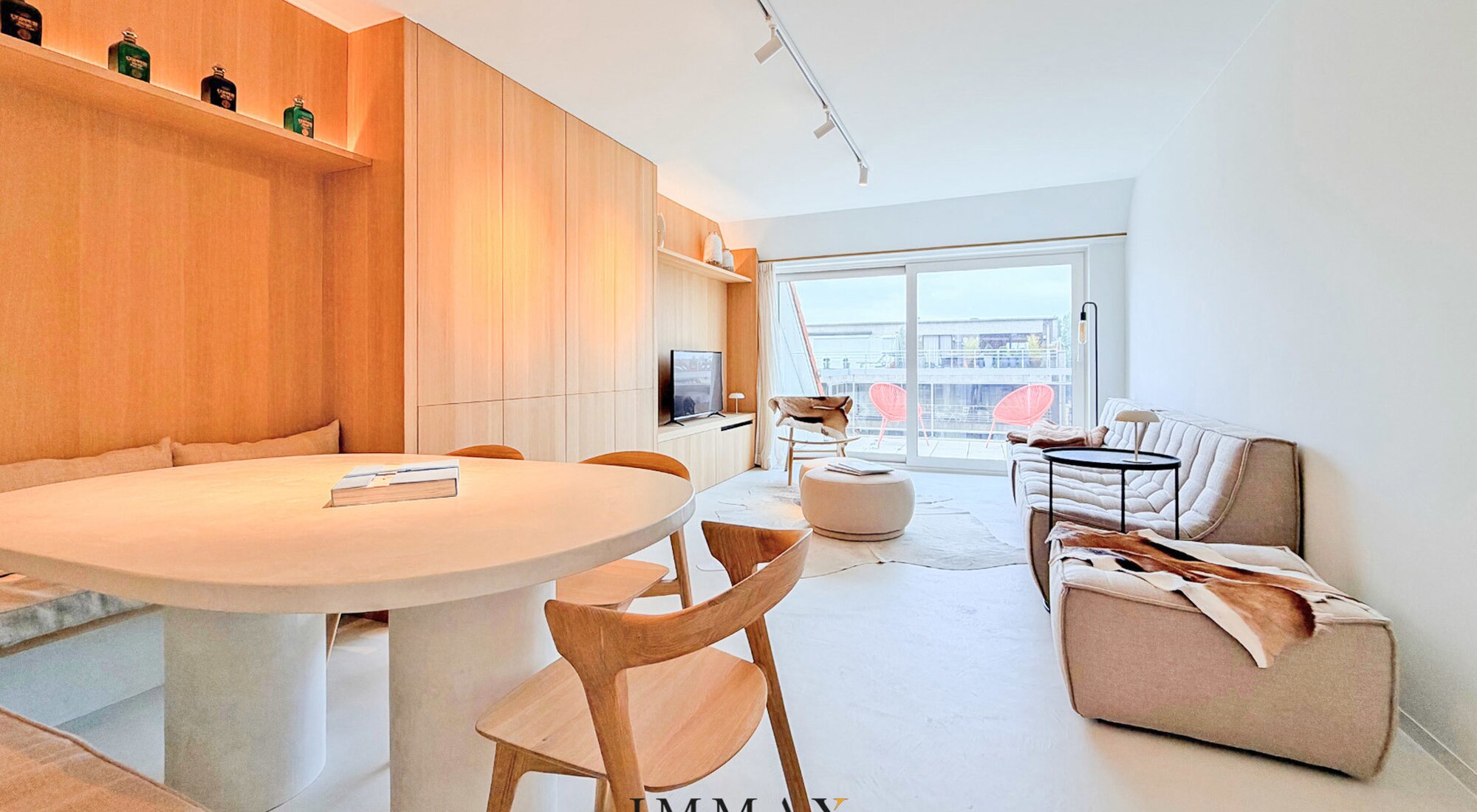 Prachtig triplex appartement met terras gelegen op de Lippenslaan