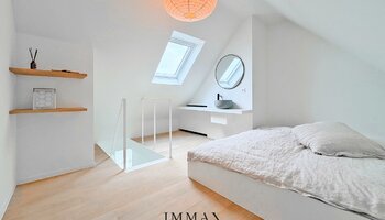 Prachtig triplex appartement met terras gelegen op de Lippenslaan