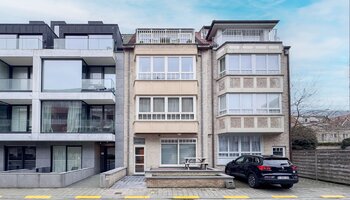 Recente (2013) penthouse met 2 ruime&zonnige terrassen gelegen in een doodlopende straat nabij Lippenslaan