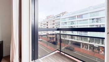 Volledig gerenoveerd 2SLK-appartement vlakbij het Van Bunnenplein en de zee