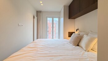 Volledig gerenoveerd 2SLK-appartement vlakbij het Van Bunnenplein en de zee