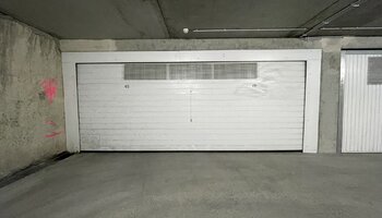 Double garage adapté aux SUV dans la Zoutelaan