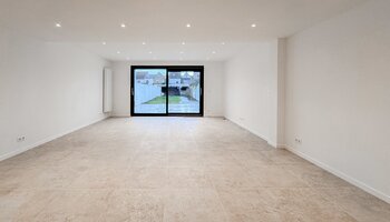 Recent gerenoveerde woning met 3 slaapkamers en zonnige tuin