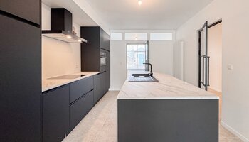 Recent gerenoveerde woning met 3 slaapkamers en zonnige tuin