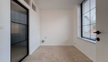 Recent gerenoveerde woning met 3 slaapkamers en zonnige tuin