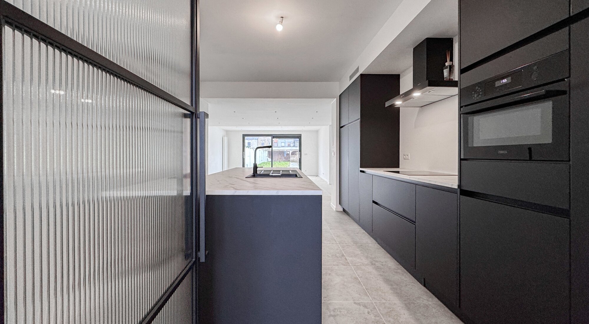 Maison récemment rénovée avec 3 chambres & jardin ensoleillé