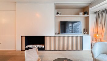 Prachtig en ruim gerenoveerd 2SLK-appartement in de Lippenslaan