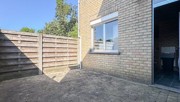 Bel étage maison dans un emplacement central