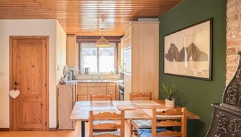 Bel étage maison dans un emplacement central