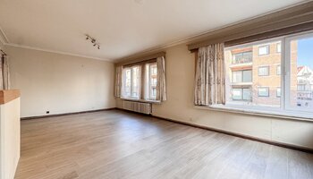 Spacieux appartement d'angle avec chambres à coucher à quelques pas de la mer et de la Lippenslaan 