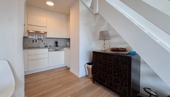 Duplex avec 3 chambres, grande terrasse ensoleillée et vue exceptionnellement dégagée