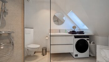 Duplex avec 3 chambres, grande terrasse ensoleillée et vue exceptionnellement dégagée