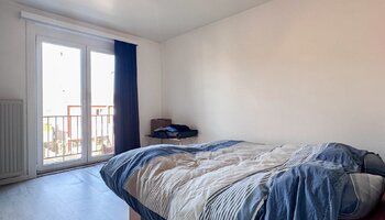 Appartement bien entretenu avec 2 chambres et garage