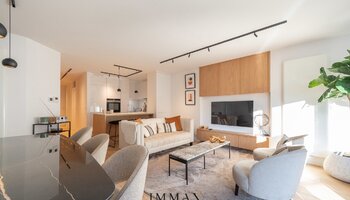 Prachtig gerenoveerd 3SLK-appartement gelegen vlakbij het Rubensplein en de zee