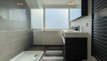 Charmante bel-etage woning met 3 ruime slaapkamers