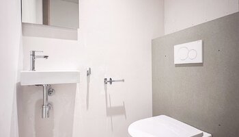 Appartement de deux chambres au rez-de-chaussée