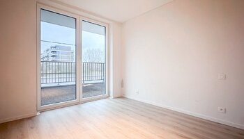 Appartement de deux chambres au rez-de-chaussée