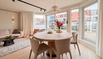 Magnifique et spacieux penthouse de 3 chambres avec de grandes terrasses, situé à proximité de la mer et du centre-ville